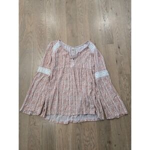 Hollister Bohemian Bell Sleeve Floral Lace‎ Blouse Top Boho XS Romantic
